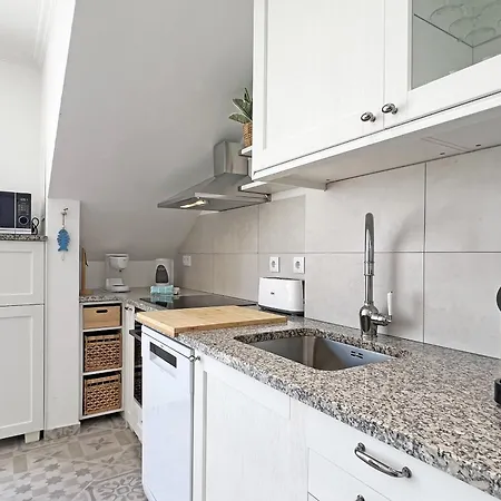 Casa Alice With Rooftop In By Junto Ao Mar