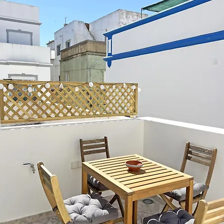 Casa Alice With Rooftop In By Junto Ao Mar *